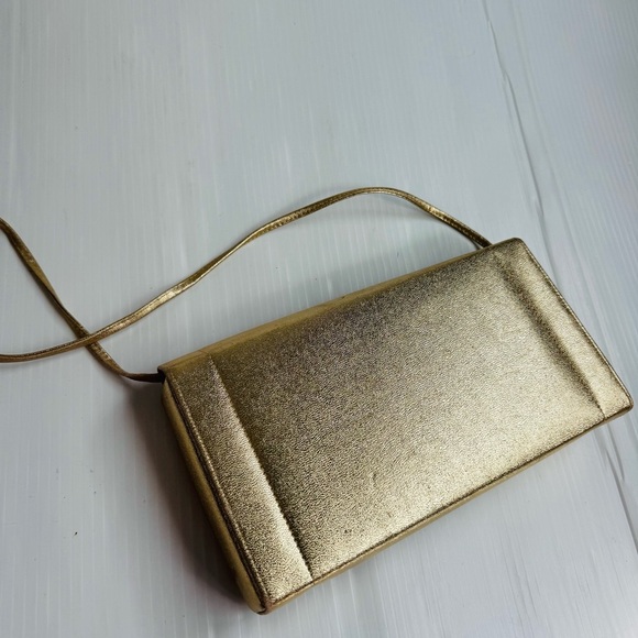Vintage Elegant Gold Women's Shoulder bag purse - Picture 2 of 11